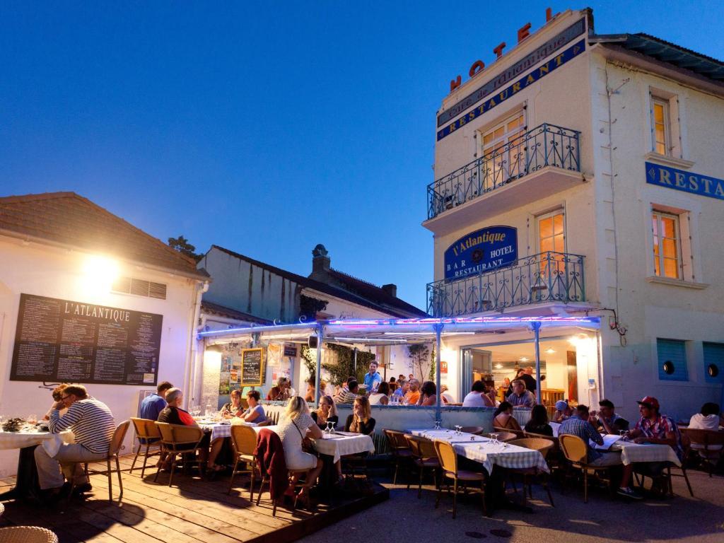 Hotel De L'Atlantique La Tranche-sur-Mer Esterno foto